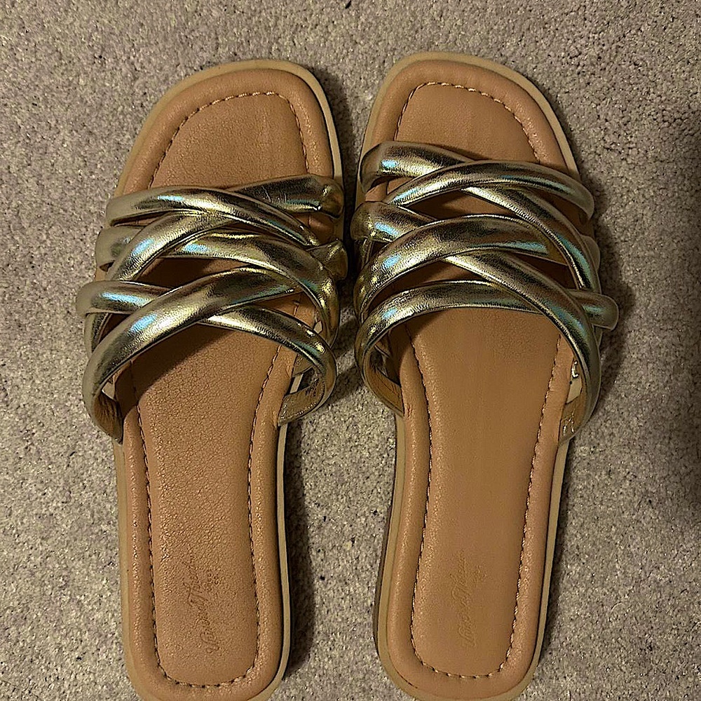 Target sandals Size 8, like new, worn once. Could fit 7.5